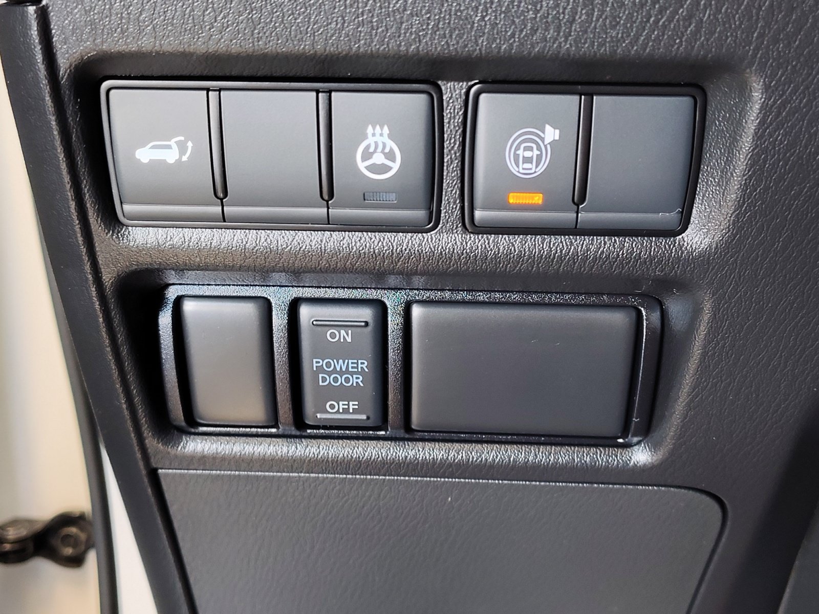 Used 2023 Nissan Armada SL w/ Captain's Chairs Package RWD image 31