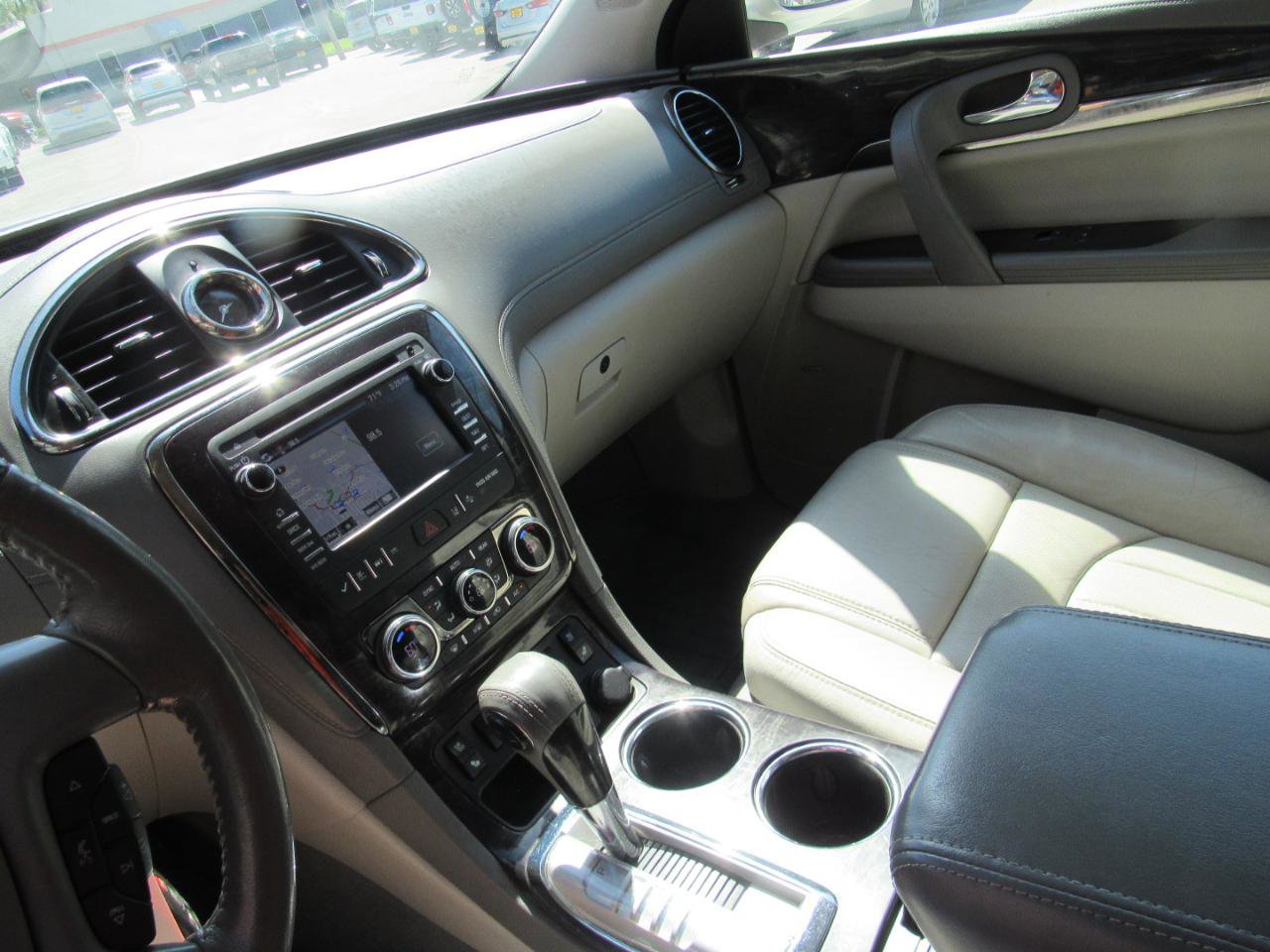 Used 2015 Buick Enclave Premium w/ Trailering Package AWD/4WD image 31
