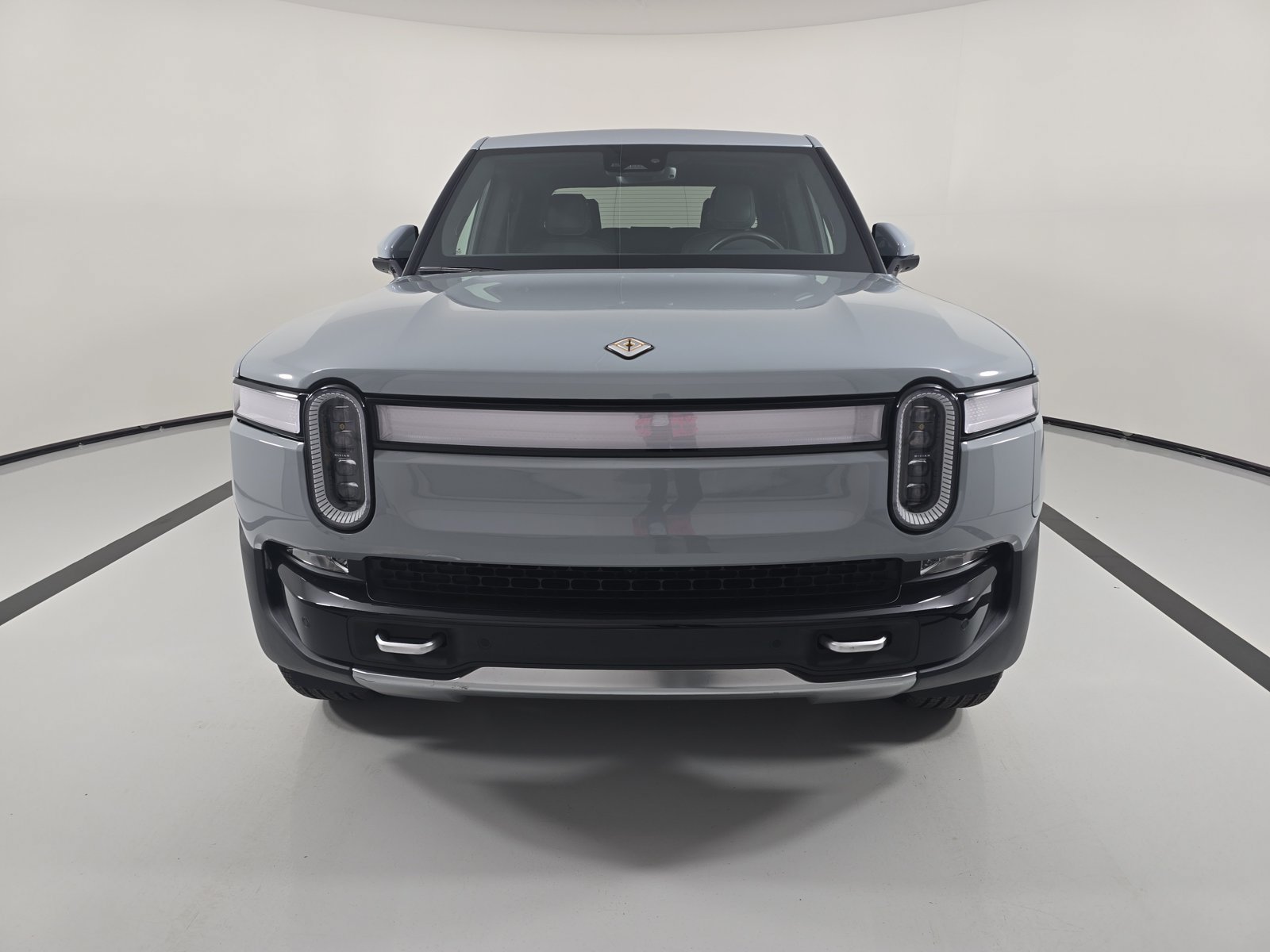Used 2024 Rivian R1T Adventure Dual AWD/4WD image 8