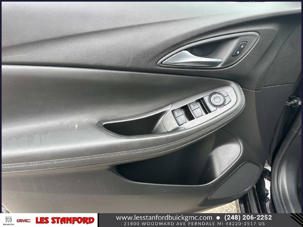 Used 2024 Buick Encore GX Sport Touring w/ Experience Buick Package FWD image 16