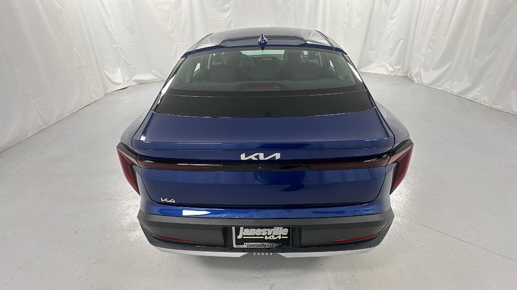 New 2025 Kia K4 LXS image 4