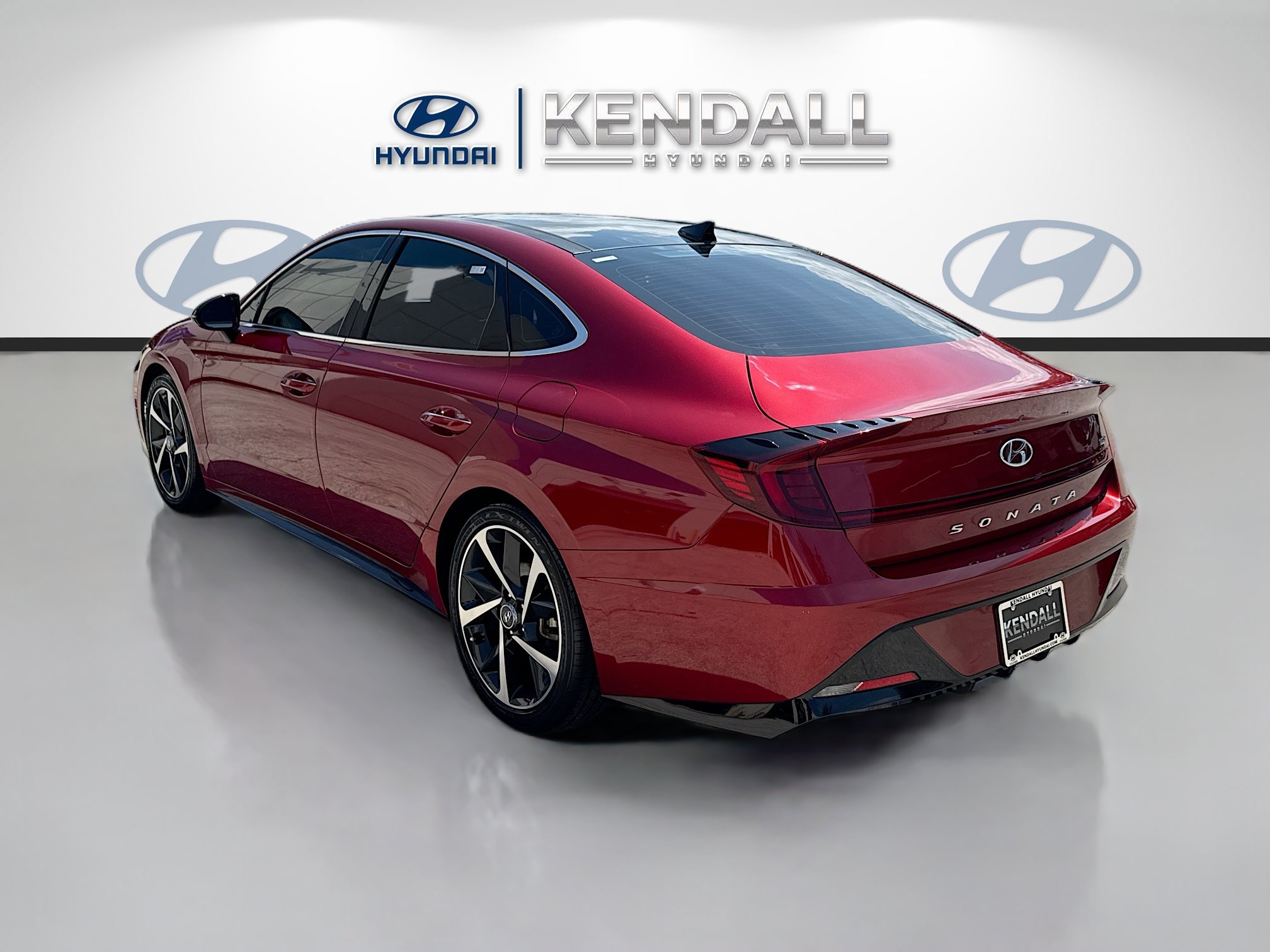 Used 2023 Hyundai Sonata SEL Plus FWD image 4