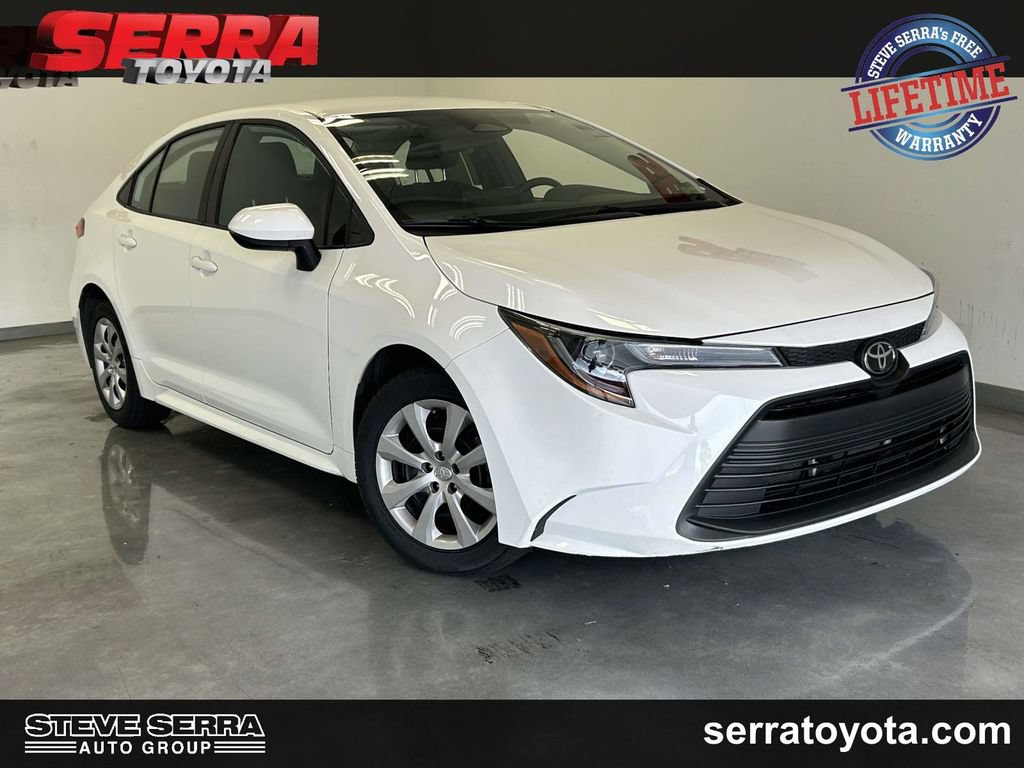 Certified 2025 Toyota Corolla LE FWD image 1