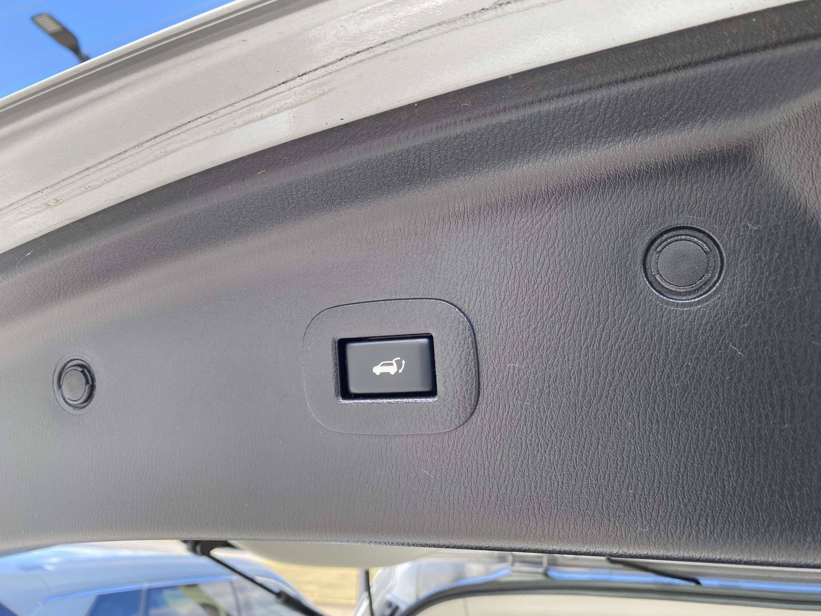 Used 2019 Nissan Armada SL w/ Premium Package RWD image 13