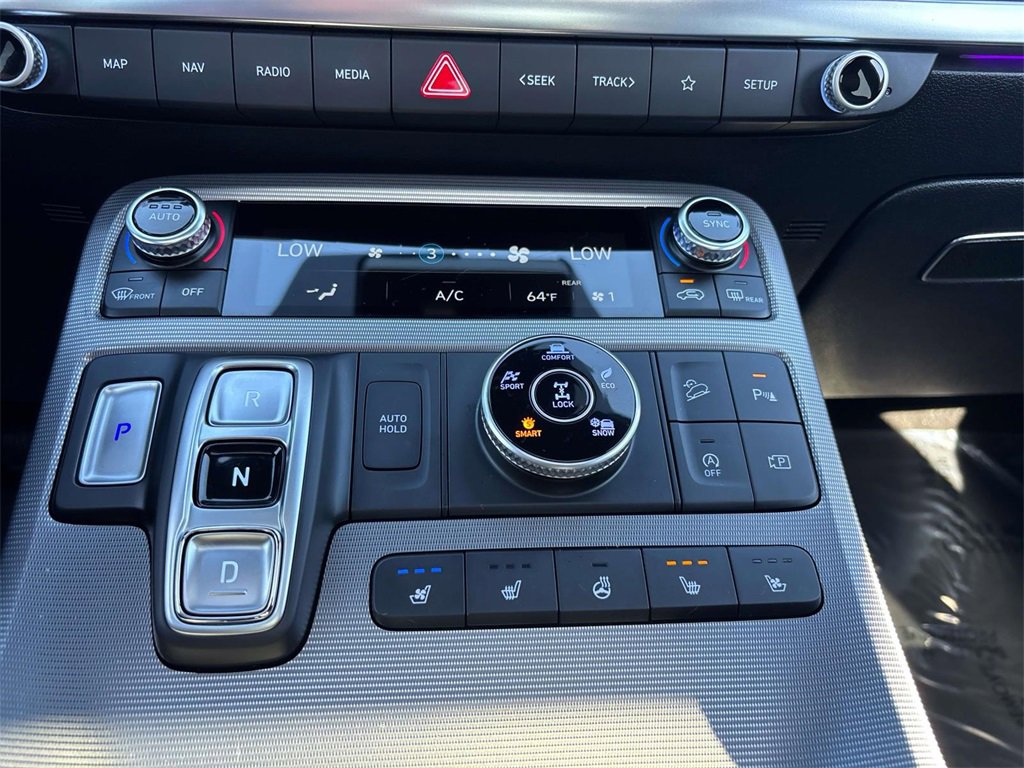 Used 2024 Hyundai Palisade Calligraphy image 32