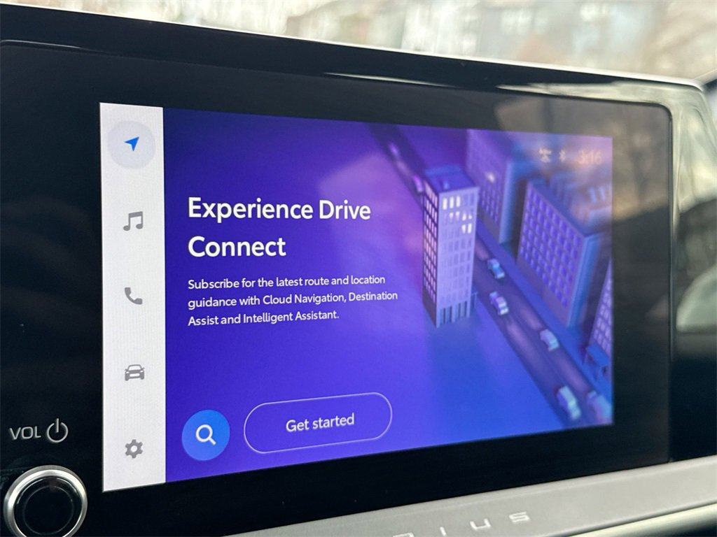 Used 2024 Toyota Prius LE image 19