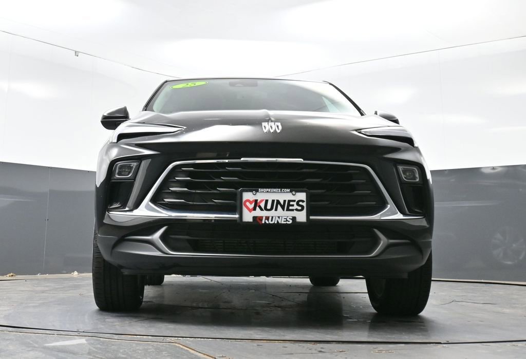 Used 2025 Buick Encore GX Preferred AWD/4WD image 54