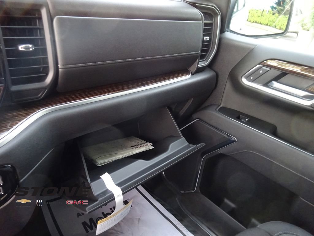 Used 2026 GMC Sierra 1500 Elevation image 29