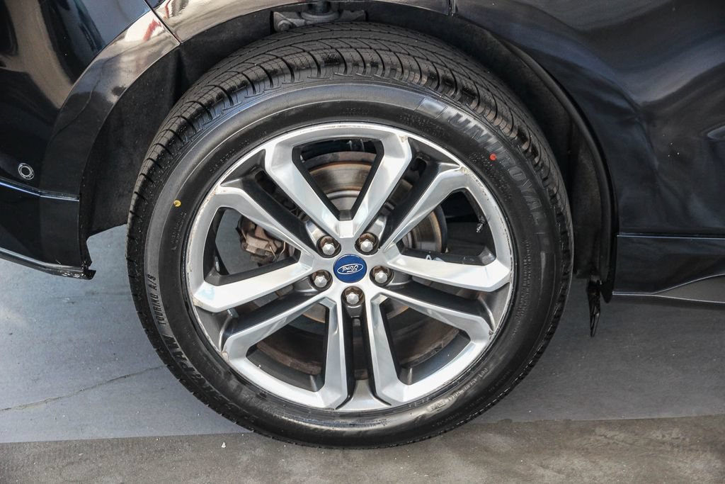 Used 2016 Ford Edge Sport w/ Equipment Group 401A AWD/4WD image 12
