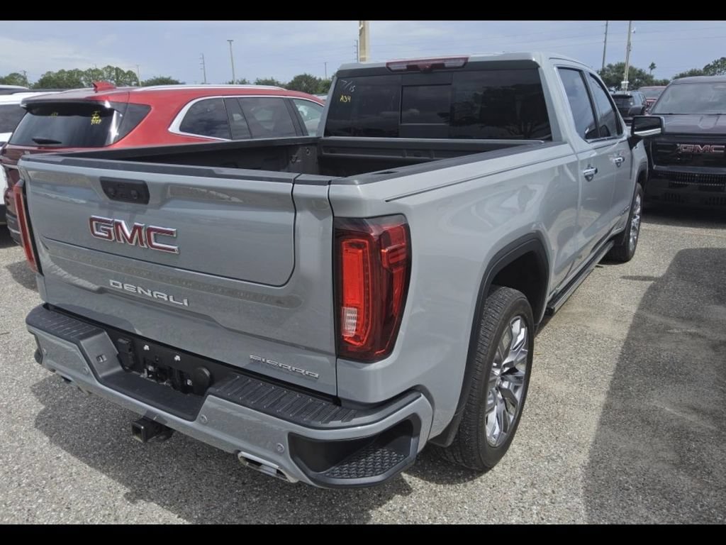 Used 2025 GMC Sierra 1500 Denali w/ Denali Reserve Package AWD/4WD image 9