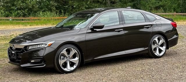 Used 2018 Honda Accord Touring image 5