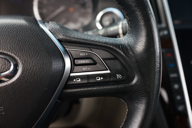 Used 2018 INFINITI Q50 Luxe w/ Cargo Package (L95) RWD image 30