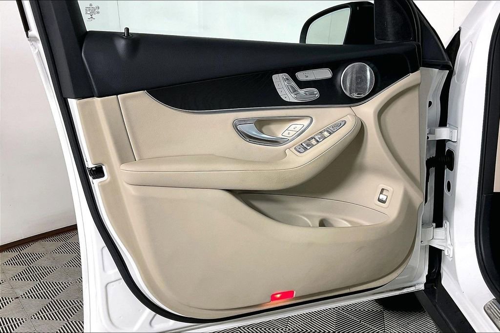 Used 2017 Mercedes-Benz GLC 300 4MATIC Coupe w/ Premium 2 Package image 22