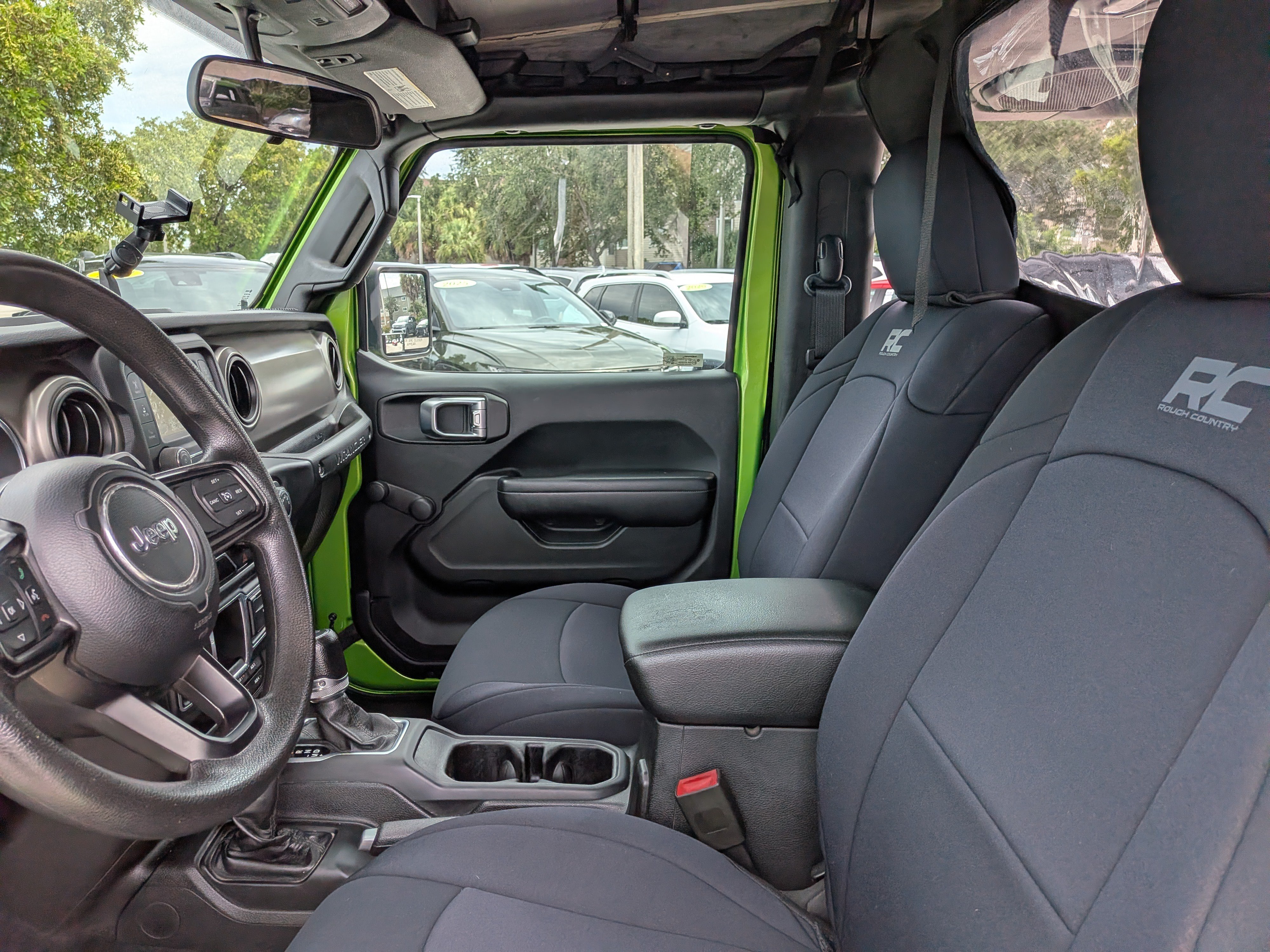 Used 2018 Jeep Wrangler Sport AWD/4WD image 17
