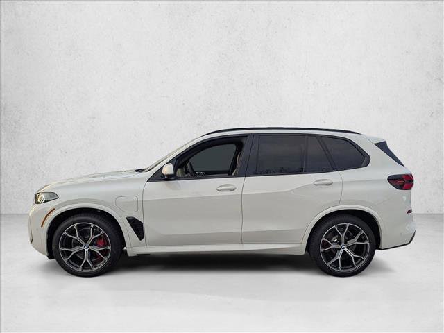New 2026 BMW X5 xDrive50e image 5