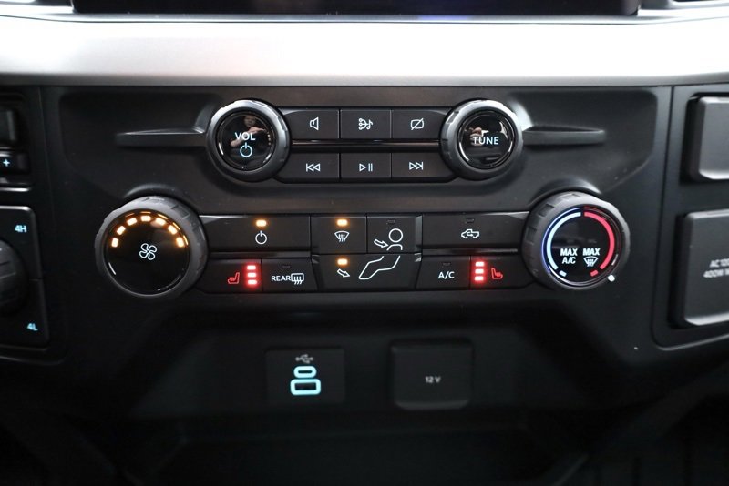 Used 2024 Ford F350 XLT w/ XLT Premium Package image 22