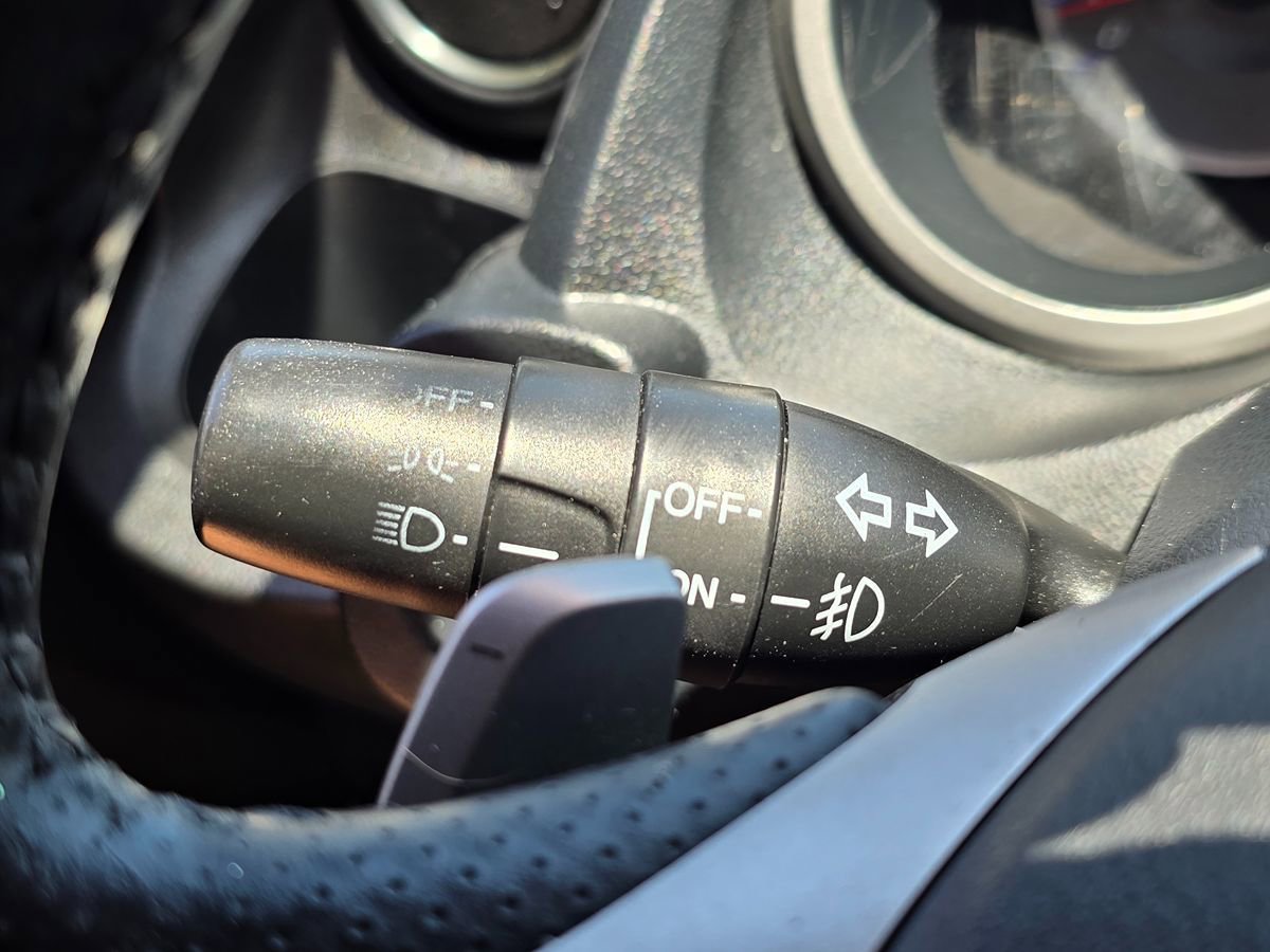 Used 2010 Honda Fit Sport image 33