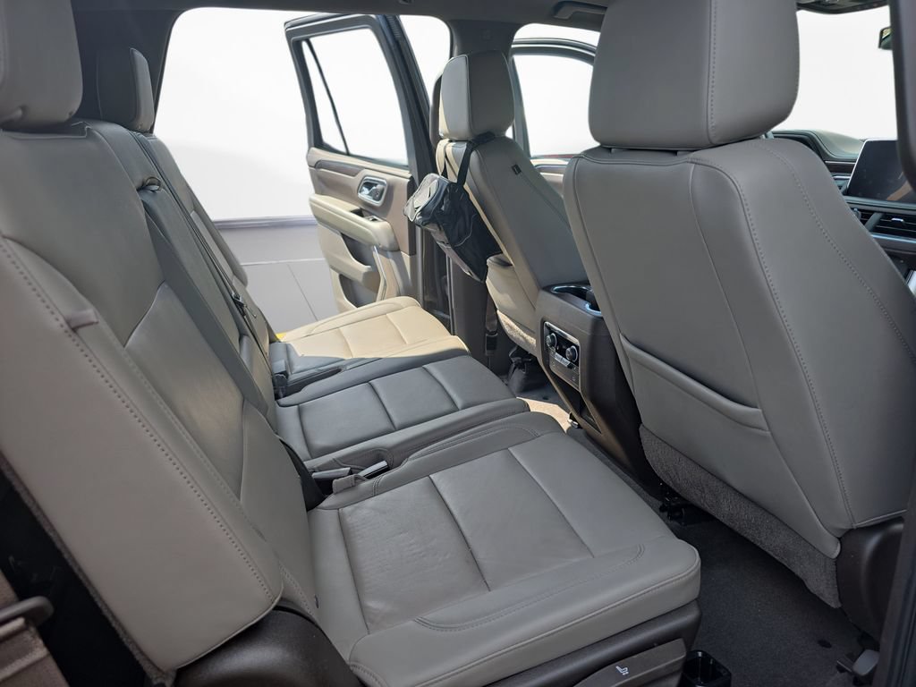 Used 2021 Chevrolet Tahoe LT w/ LT Signature Package AWD/4WD image 11