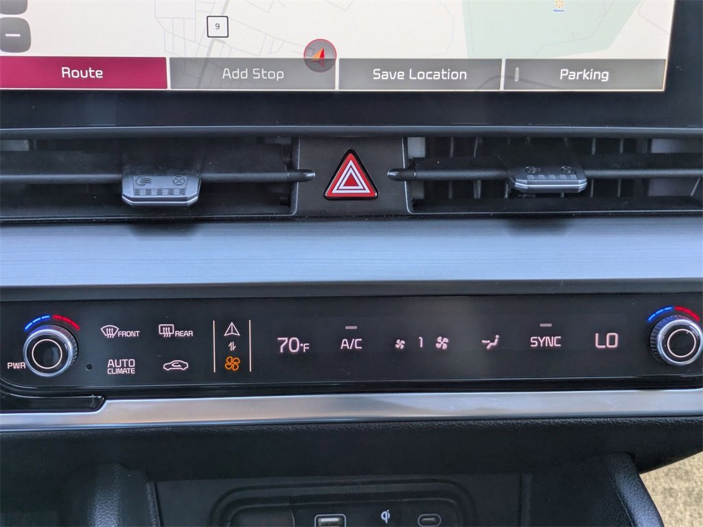 Used 2024 Kia Sportage EX image 27