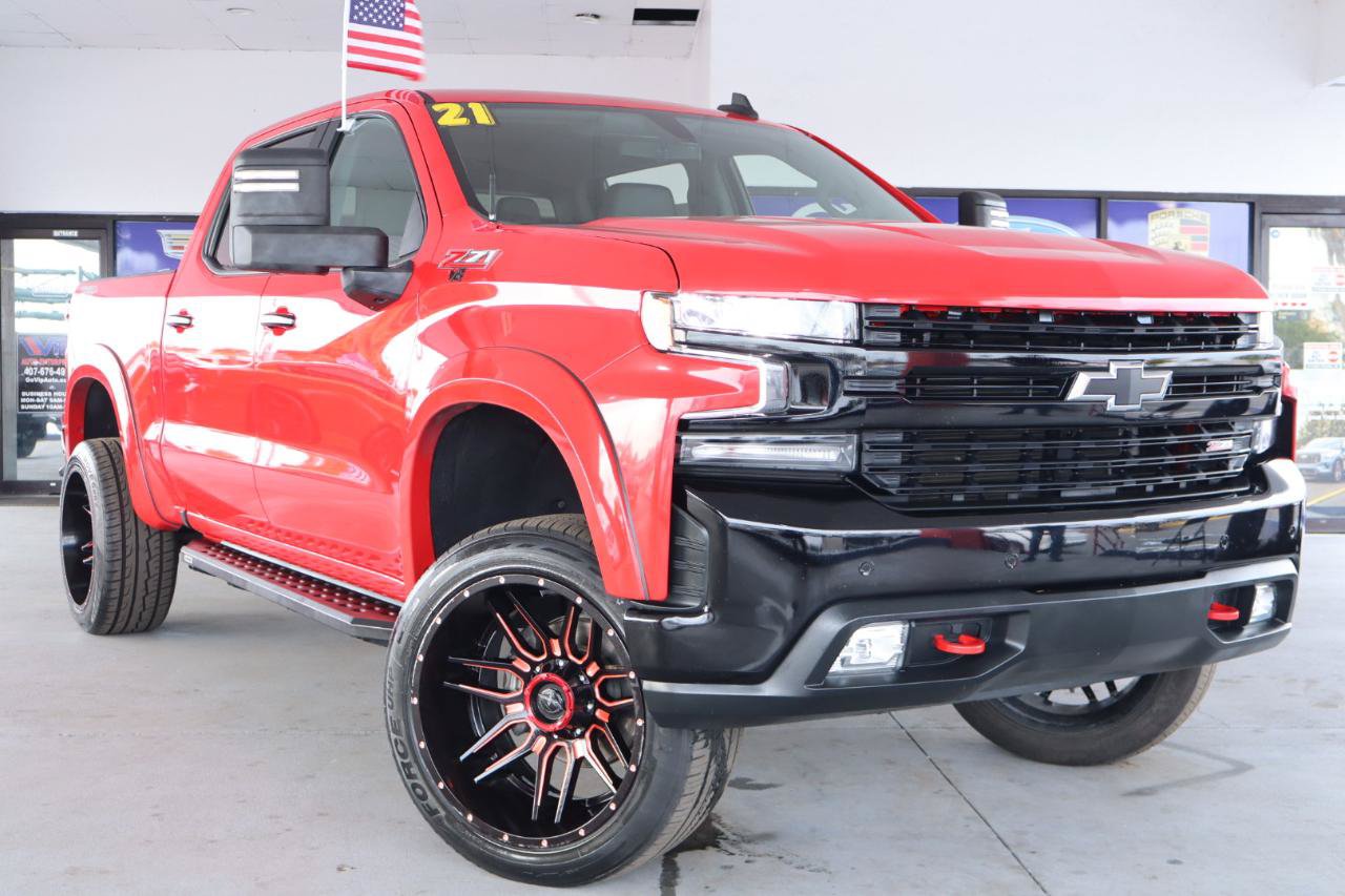 Used 2021 Chevrolet Silverado 1500 LT Trail Boss w/ Convenience Package II AWD/4WD image 2