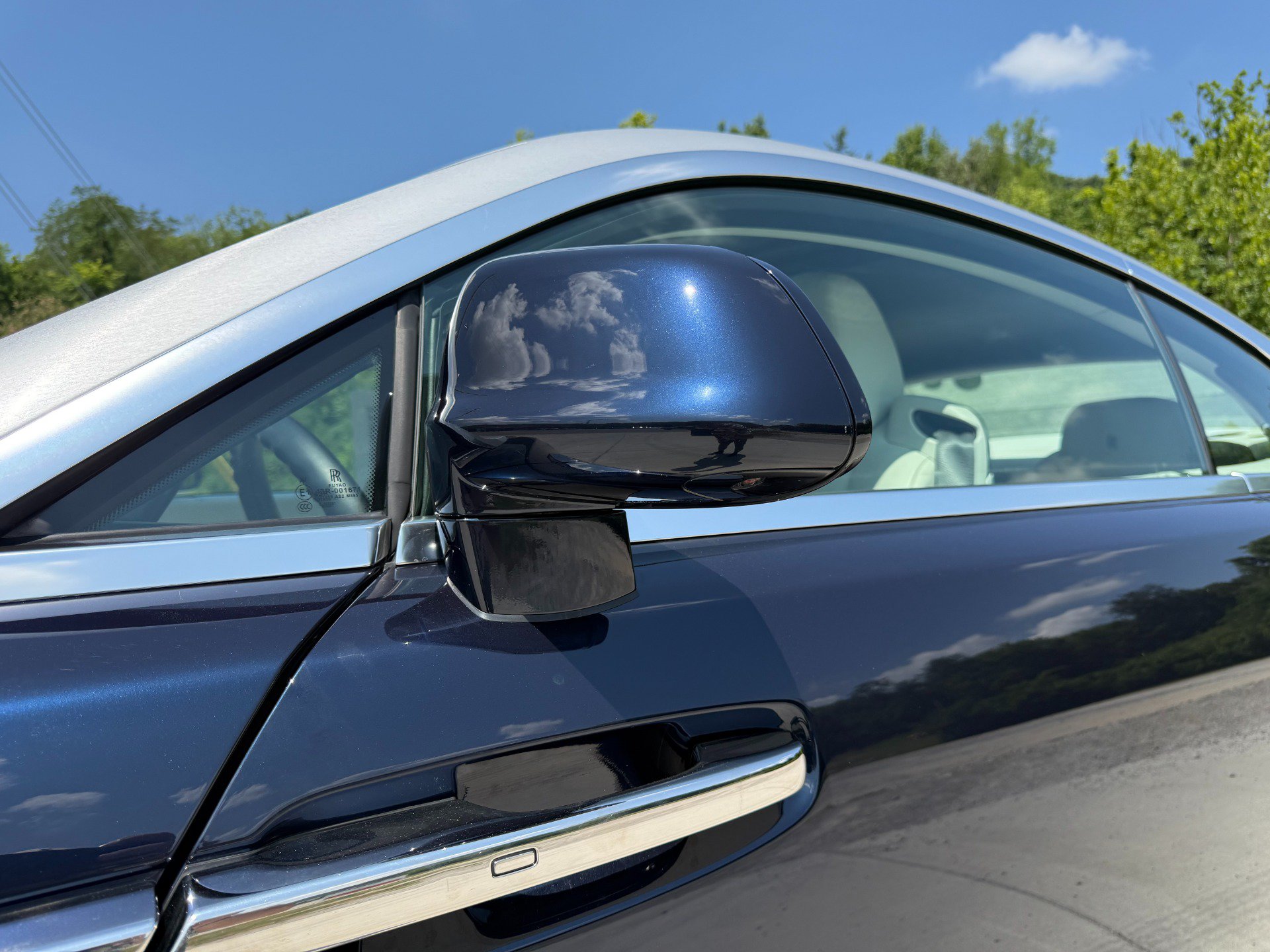 Used 2015 Rolls-Royce Wraith RWD image 42