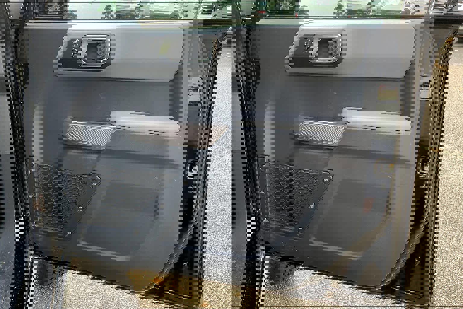 Used 2022 Ford Bronco Black Diamond image 22