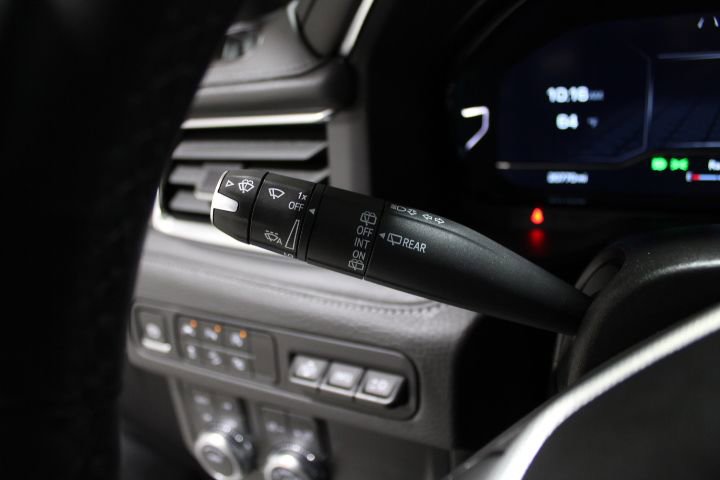 Used 2024 GMC Yukon XL Denali image 38