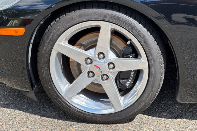 Used 2005 Chevrolet Corvette Convertible w/ Preferred Equipment Group image 41