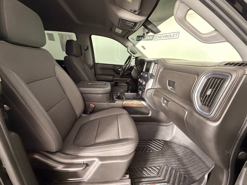 Used 2022 Chevrolet Silverado 1500 LT Trail Boss w/ Bed Protection Package image 16