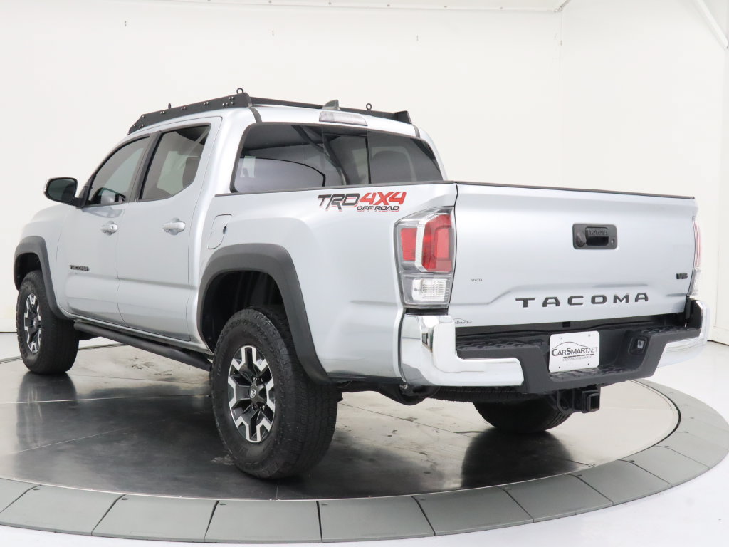 Used 2022 Toyota Tacoma TRD Off-Road AWD/4WD image 3