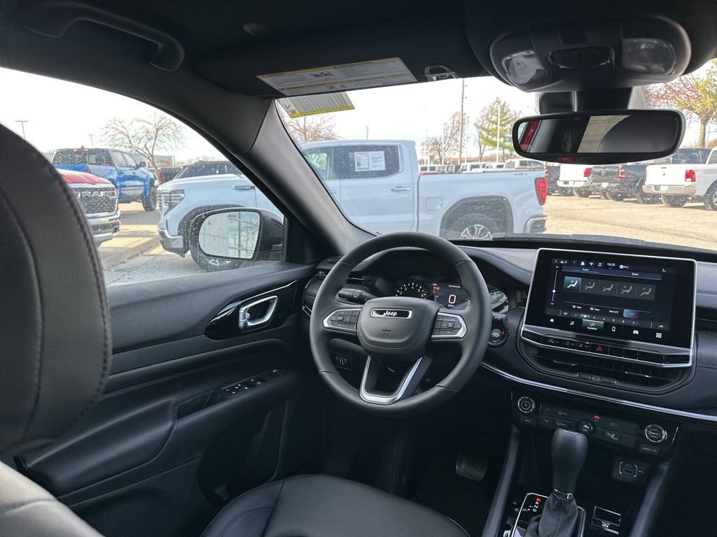 New 2026 Jeep Compass Latitude AWD/4WD image 44