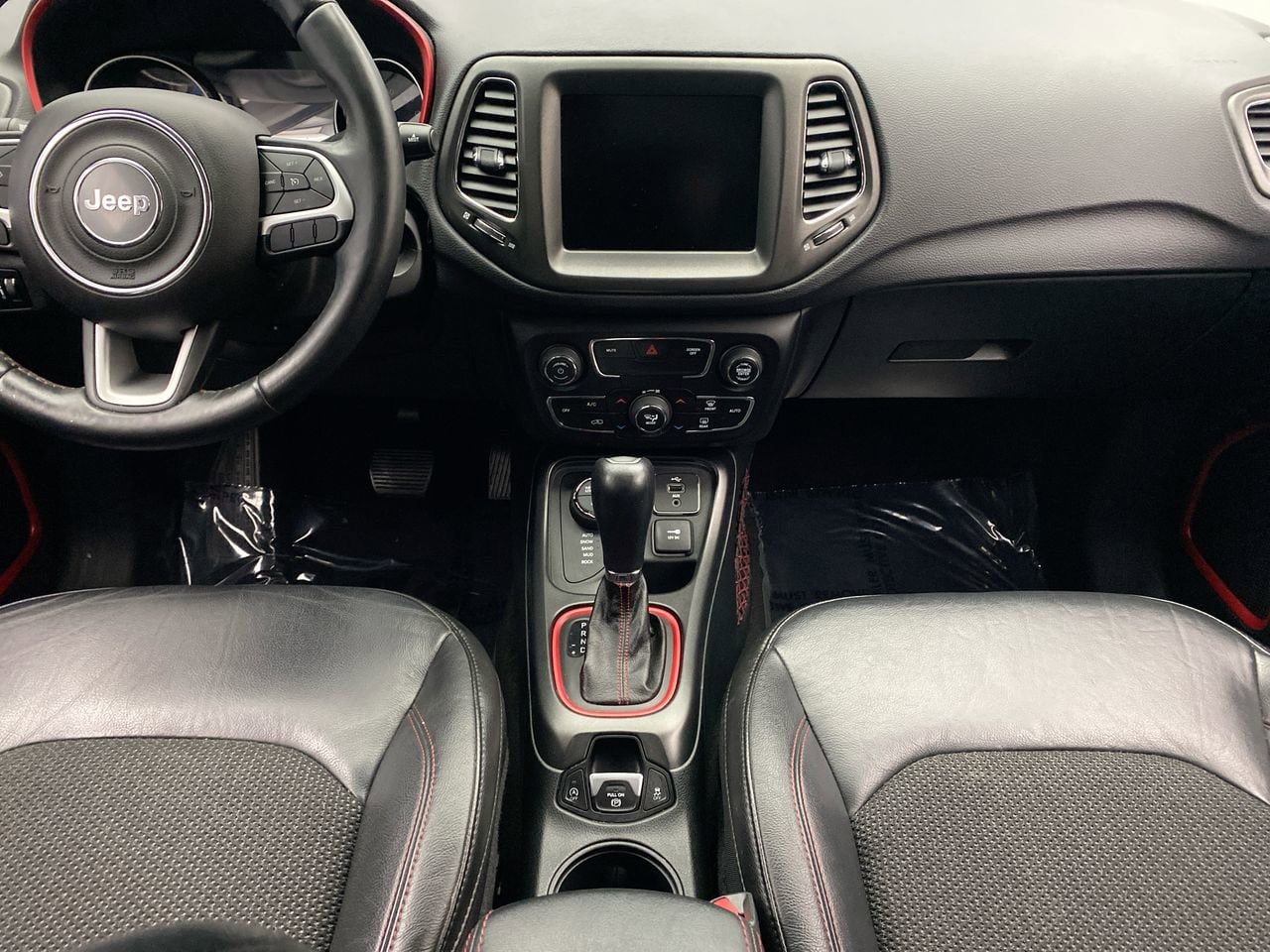 Used 2018 Jeep Compass Trailhawk w/ Cold Weather Group AWD/4WD image 20