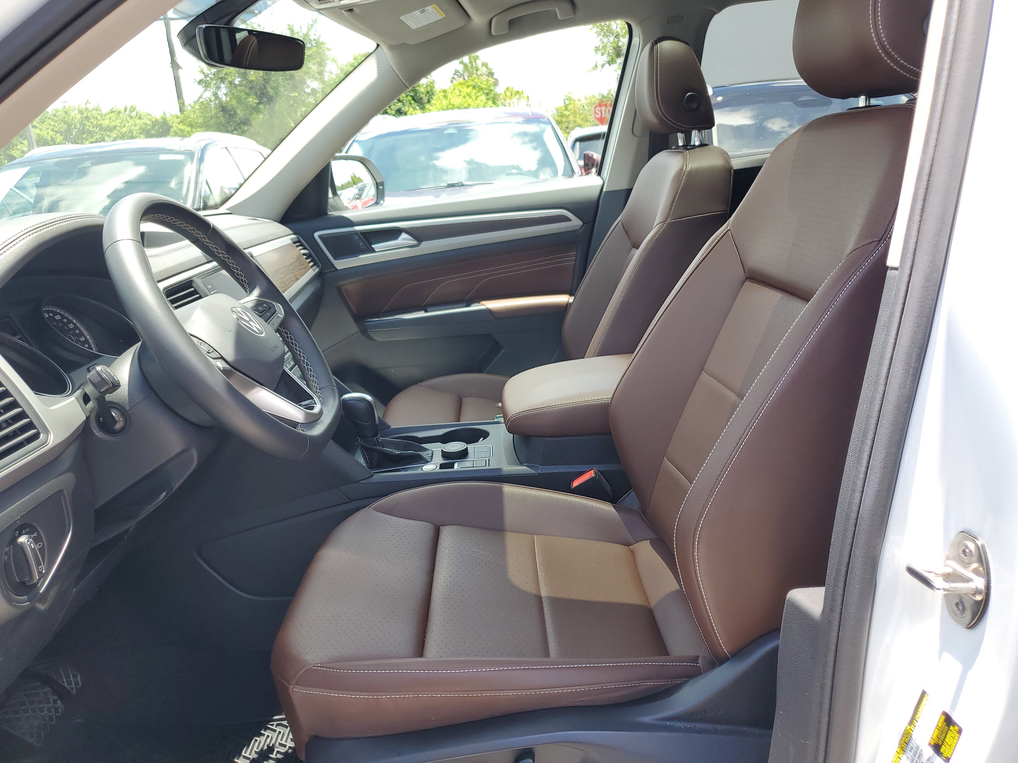 Used 2021 Volkswagen Atlas SE w/ Panoramic Sunroof Package image 14