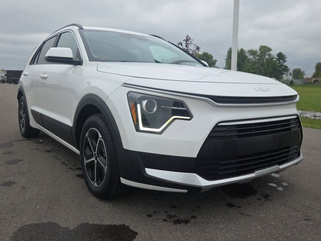 Used 2024 Kia Niro LX