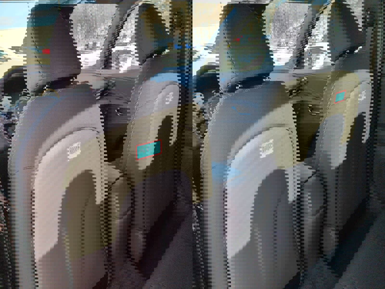 Used 2023 Hyundai Elantra SEL w/ Convenience Package image 19