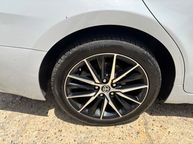 Used 2023 Toyota Camry SE FWD image 9