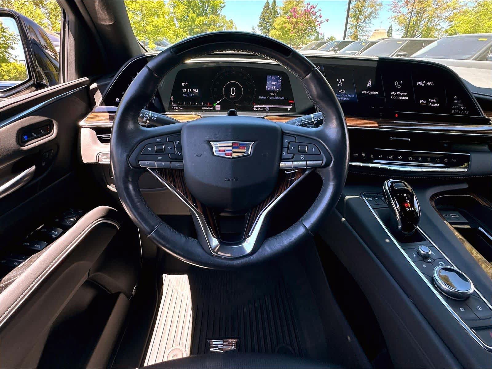 Used 2024 Cadillac Escalade Premium Luxury w/ LPO, Floor Liner Package AWD/4WD image 8