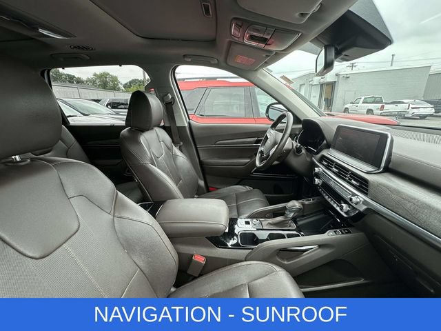 Used 2022 Kia Telluride SX w/ Nightfall Edition Package AWD/4WD image 2