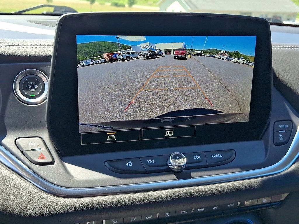 Used 2025 Chevrolet Blazer LT AWD/4WD image 18