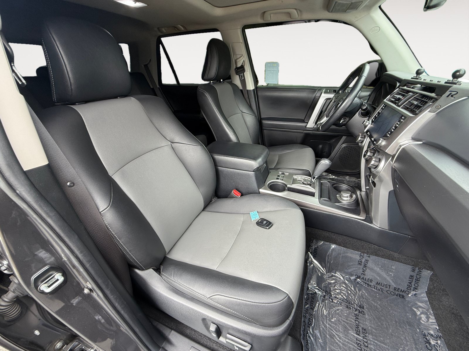 Used 2023 Toyota 4Runner SR5 Premium w/ Moonroof Package AWD/4WD image 19