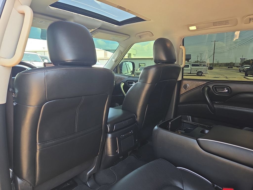 Used 2022 INFINITI QX80 Premium Select w/ Cargo Package AWD/4WD image 16