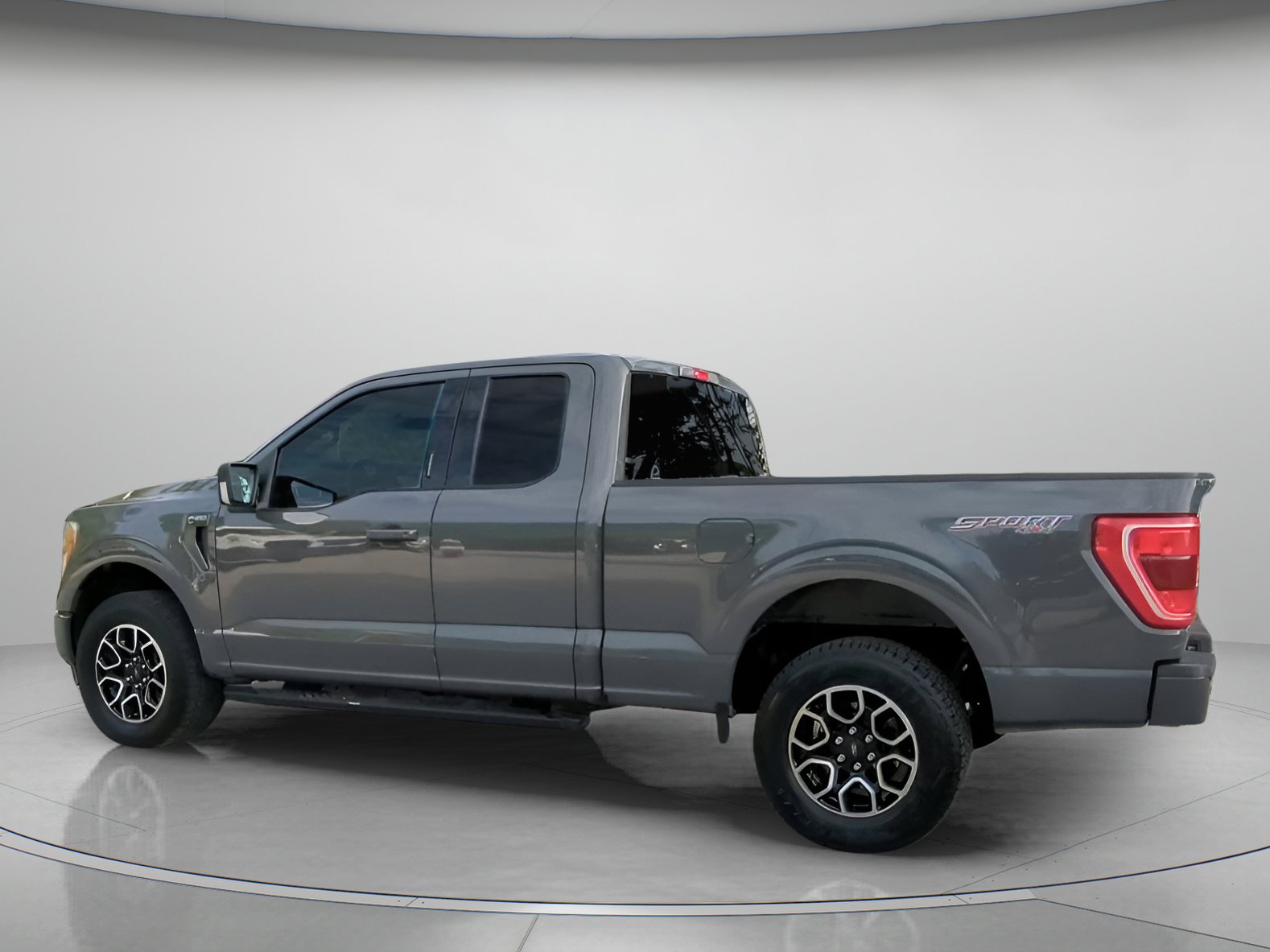 Used 2021 Ford F150 XLT w/ Equipment Group 301A Mid AWD/4WD image 18