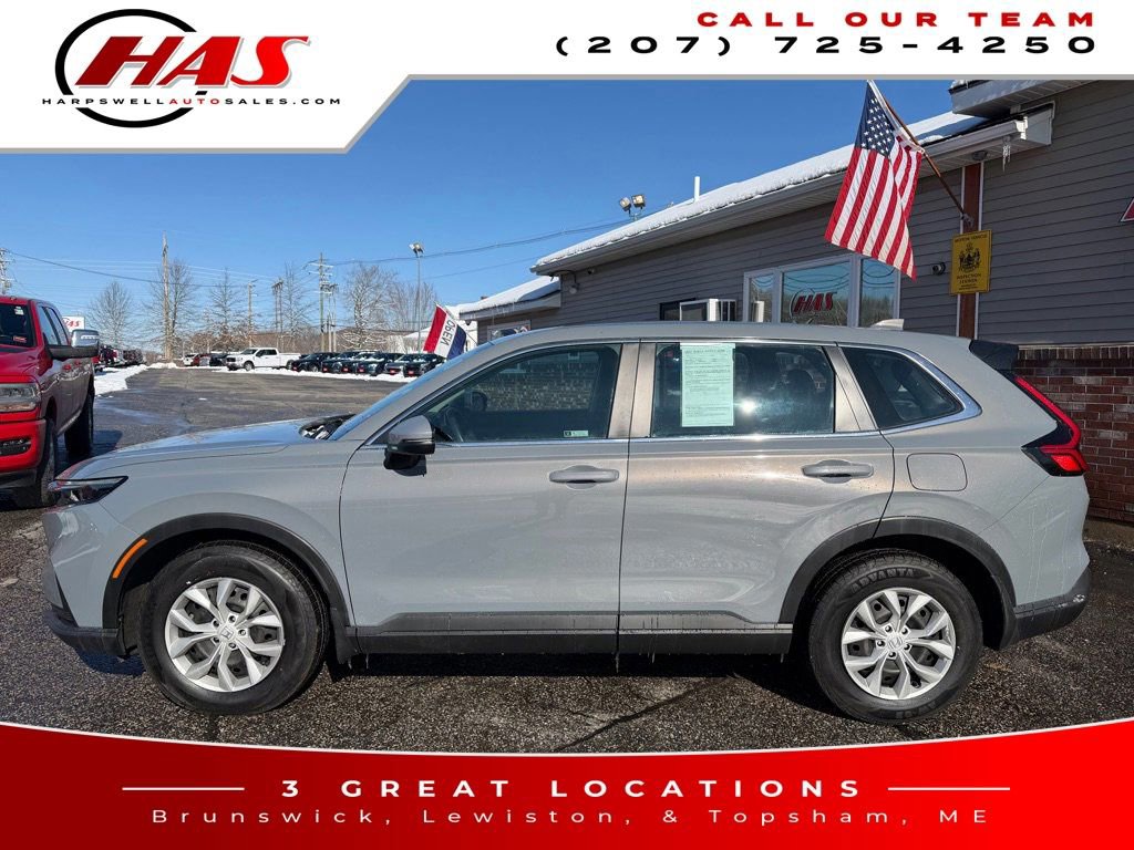 Used 2023 Honda CR-V LX image 3