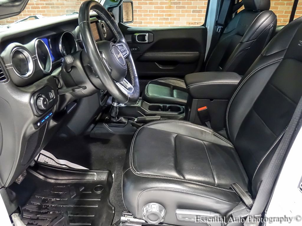 Used 2023 Jeep Wrangler Unlimited Sahara w/ Cold Weather Group image 12