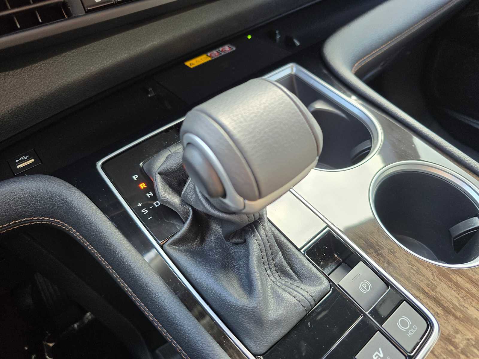 Used 2025 Toyota Sienna Platinum image 33