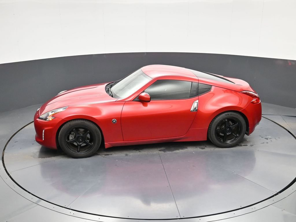Used 2019 Nissan 370Z Coupe RWD image 28
