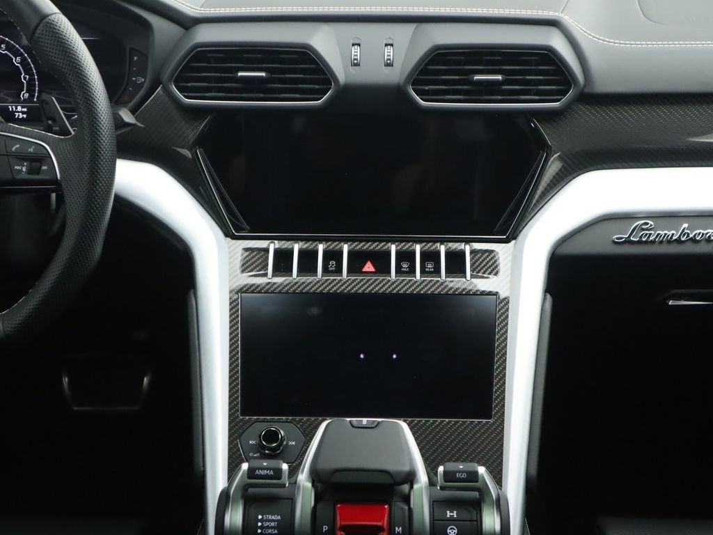 Used 2022 Lamborghini Urus image 14