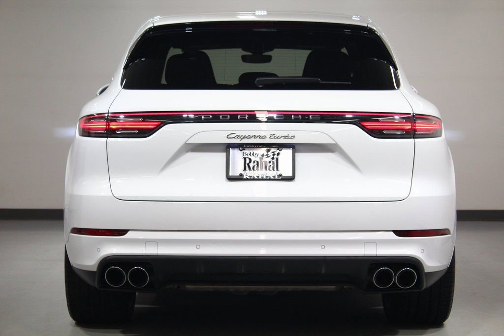 Used 2022 Porsche Cayenne Turbo image 11