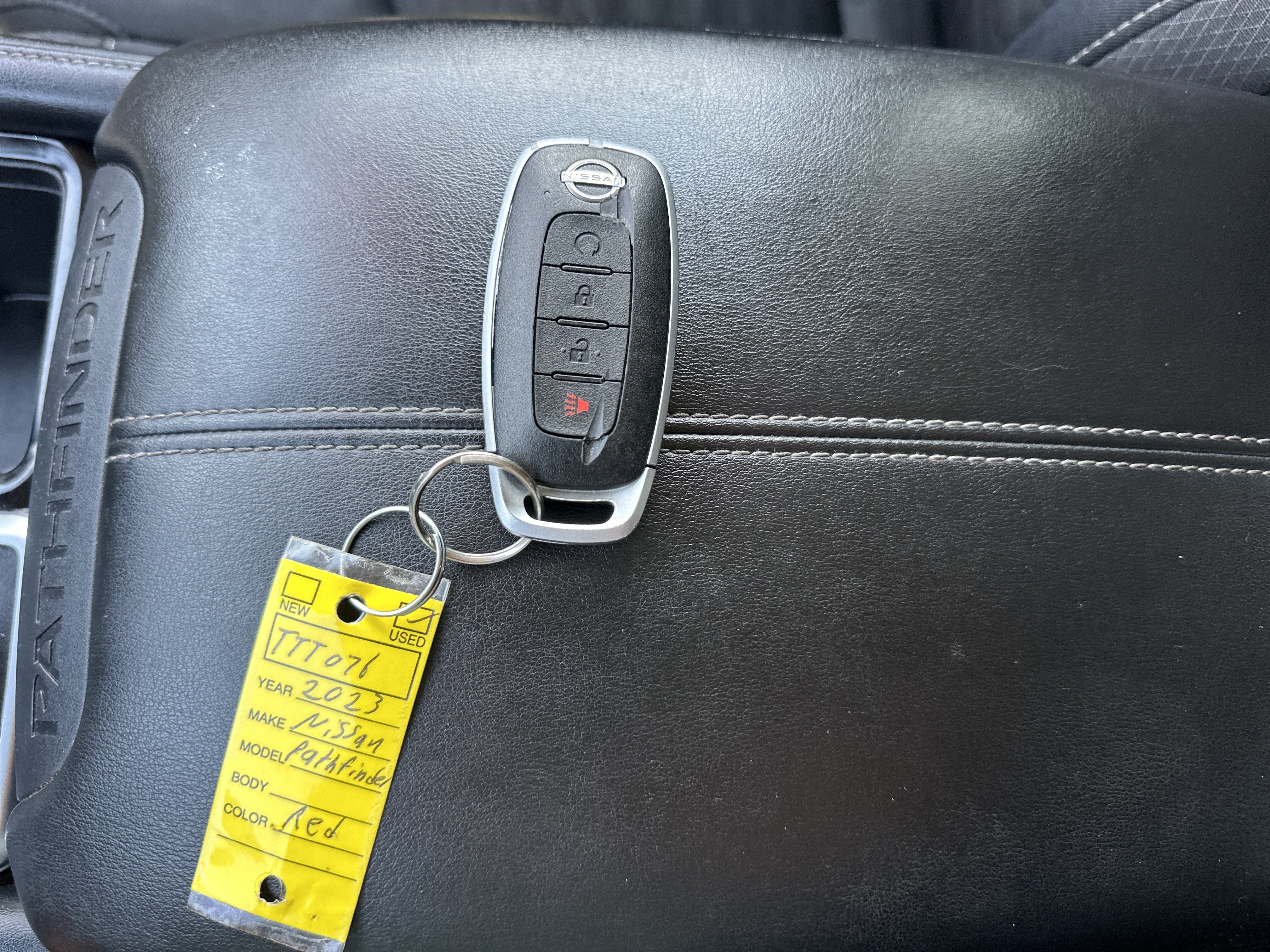 Used 2023 Nissan Pathfinder SV AWD/4WD image 30