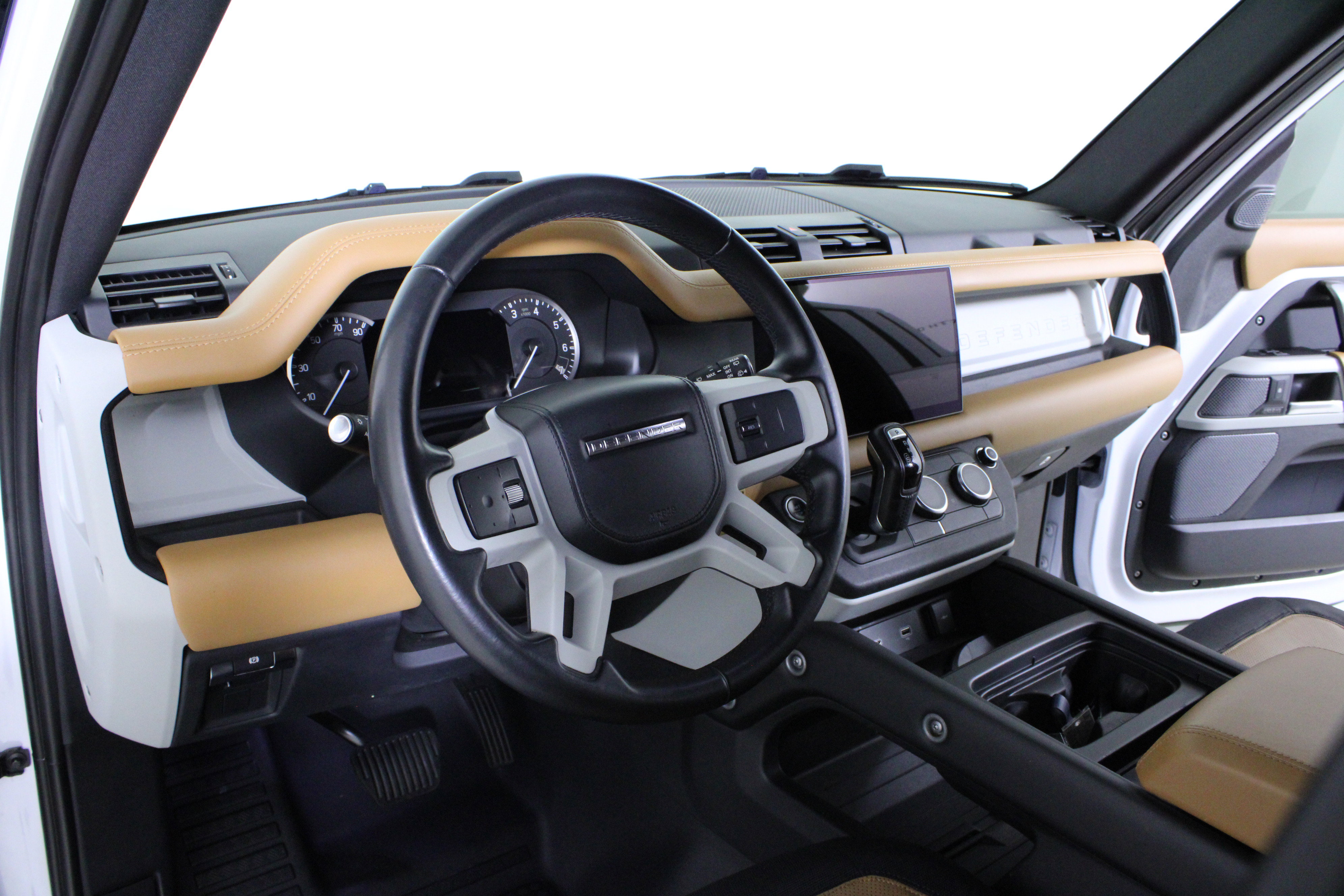 Used 2023 Land Rover Defender 110 X-Dynamic SE AWD/4WD image 20